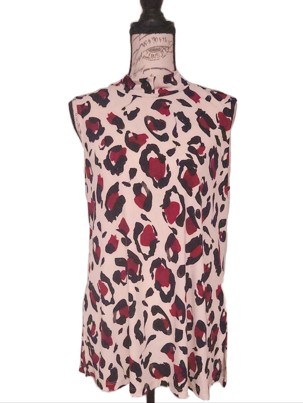 Susan Graver Animal Print On Sleeveless Cream Mock Turtle Blouse Size Medium
